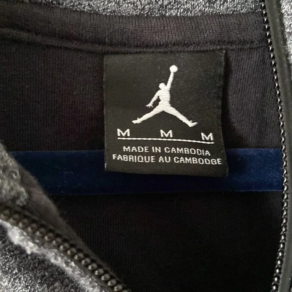 Jordan men’s medium gray full zip jacket, fair‎ condition